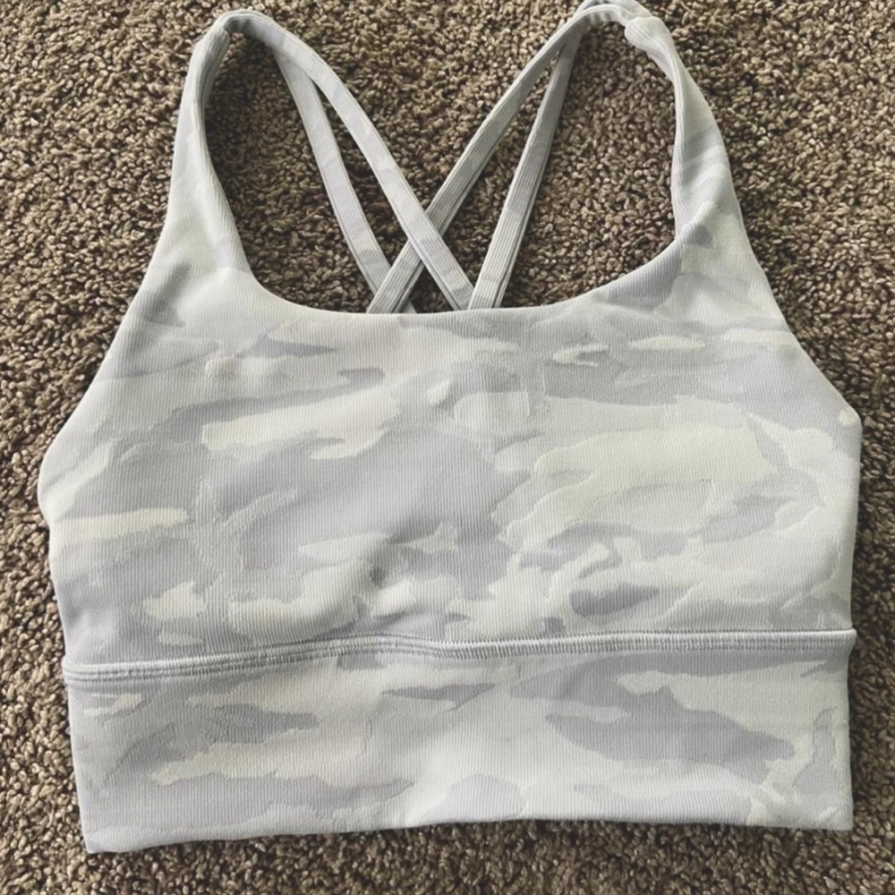 Lululemon sports bra